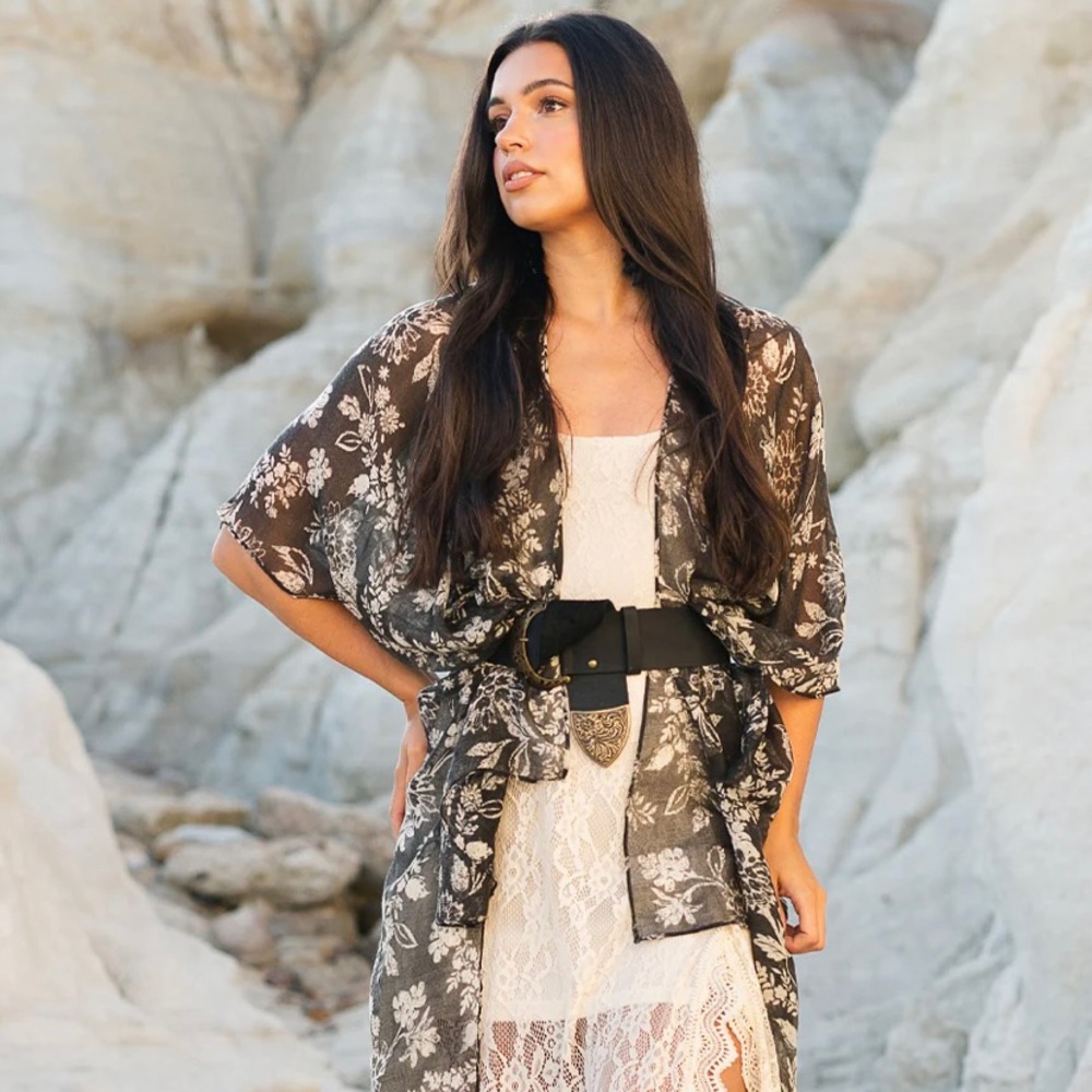 Joyfolie WOMEN'S AVALON DUSTER/COVERUP IN BLACK BLOCK PRINT NWT